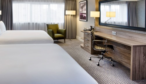 Twin Room (Guest)