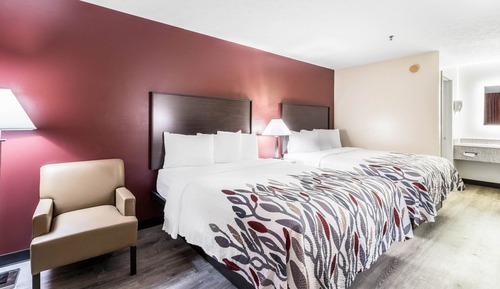 Deluxe Room, 2 Queen Beds, Non Smoking (Refrigerator & Microwave)