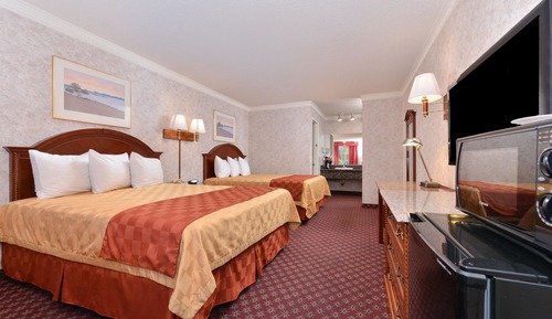 Room, 2 Queen Beds, Non Smoking