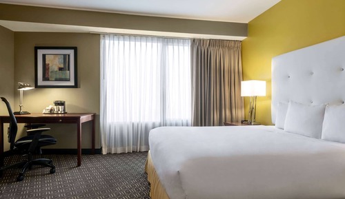 Junior Suite, 1 King Bed, Non Smoking