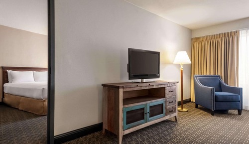 Junior Suite, 2 Queen Beds, Non Smoking