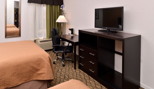 Standard Room, 2 Queen Beds, Non Smoking
