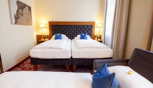 Classic Double or Twin Room (with extra bed)