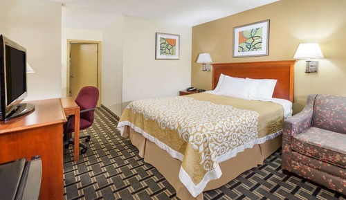 Room, 1 Queen Bed, Accessible, Non Smoking (Mobility)