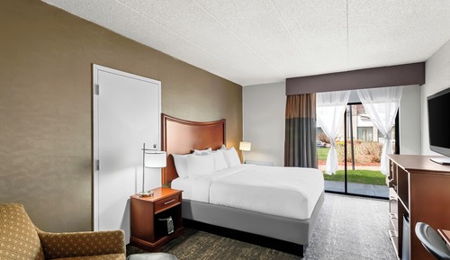 Standard Room, 1 King Bed, Non Smoking