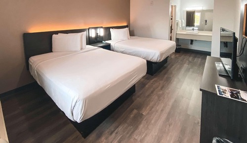 Standard Room, 2 Queen Beds, Accessible, Non Smoking