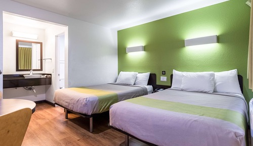 Deluxe Room, 2 Double Beds, Non Smoking, Refrigerator