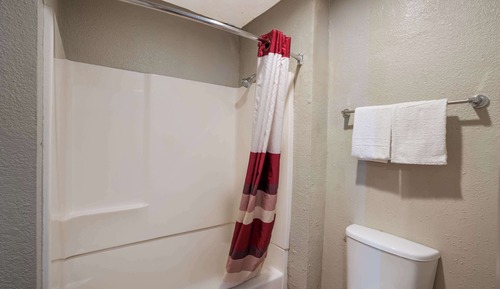Deluxe Room, 2 Queen Beds, Non Smoking