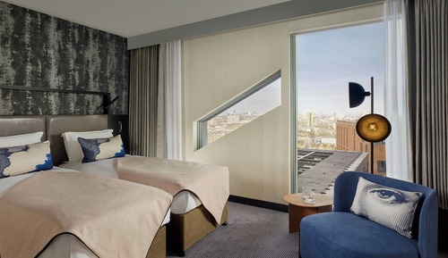 Room, 2 Twin Beds (View)