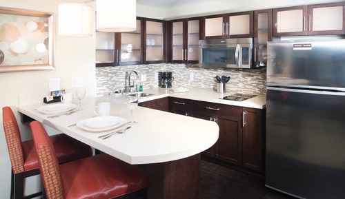 Studio Suite, Kitchen