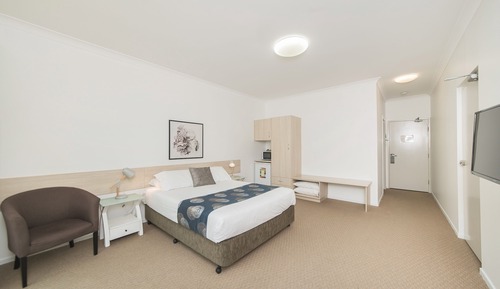 Standard Room, 1 Queen Bed, Accessible (Disabled Access)