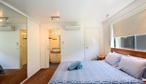 1 Bedroom Apartment & Breakfast