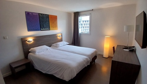 Studio Twin Beds