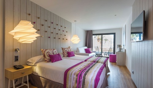 Superior Room, Connecting Rooms