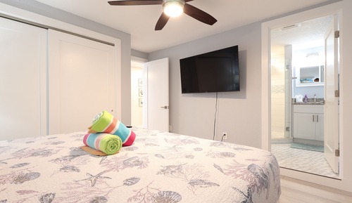 The Nook, 1 King Bedroom 1 Bath