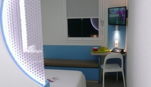 Economy Room