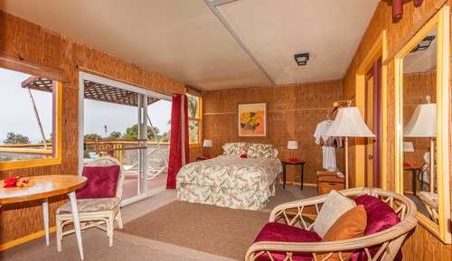 Sunset Suite, 1 Queen Bed, Private Bathroom & Kitchen, Sundeck