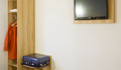 Double or Twin Room, 1 Bedroom, Roll-in Shower
