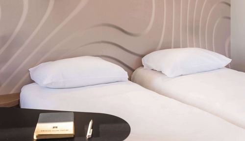 Standard Room, 2 Twin Beds