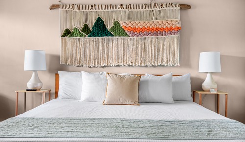 Romantic Room, 1 King Bed, Kitchenette, Pool View