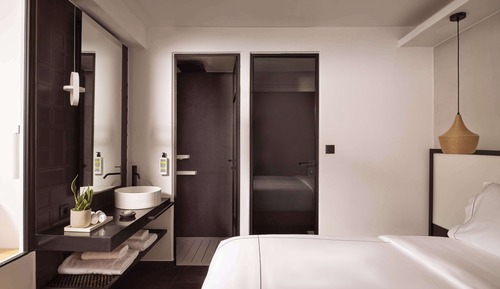 Two Bedroom Suite With Pool