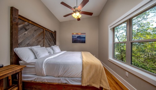 Luxury Cabin, 1 Bedroom, Balcony, Mountainside