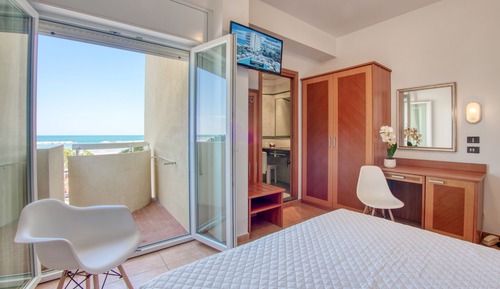 Double Room, Balcony, Sea View