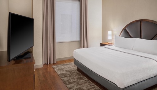 Suite, 1 King Bed, Non Smoking