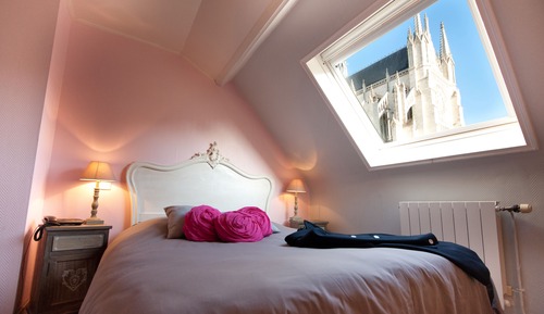 Double Room (Cathedral View)