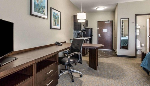 Suite, 2 Double Beds, Non Smoking