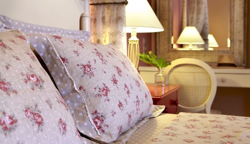Suite, Partial Sea View
