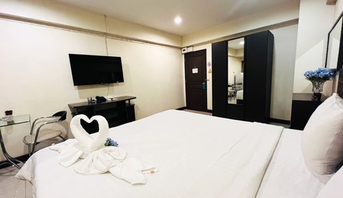 Deluxe Room, Balcony