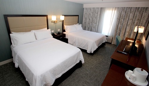 Room, 2 Queen Beds, Accessible, Non Smoking