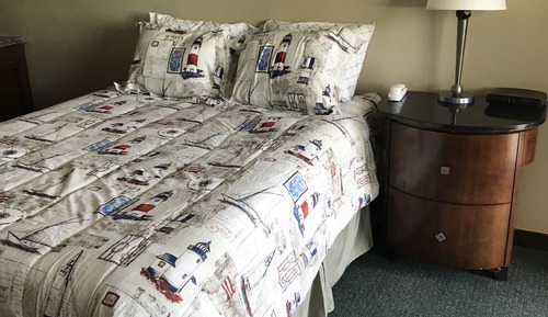 Deluxe Room, 1 Queen Bed, Kitchenette