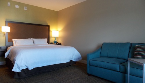 Studio, 1 King Bed, Refrigerator & Microwave