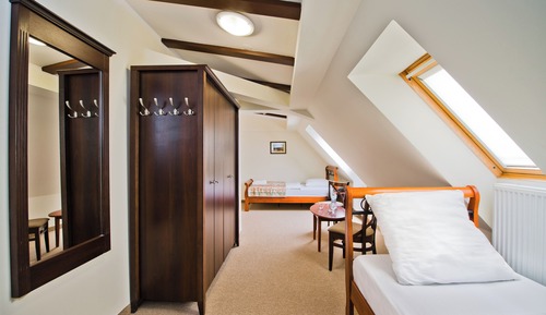 Economy Twin Room