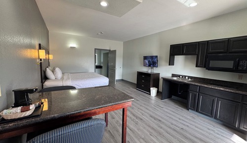 Comfort Studio Suite, 1 King Bed