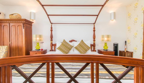 Deluxe Room (Lemongrass)
