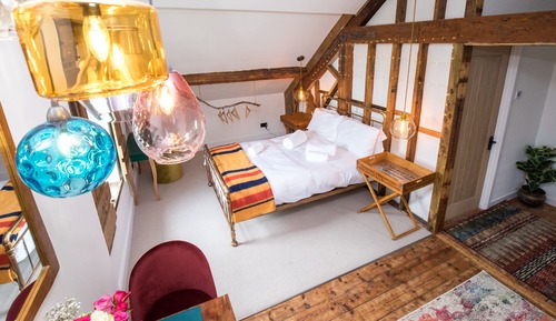 Exclusive Studio, Ensuite, Garden View (The Rafters)