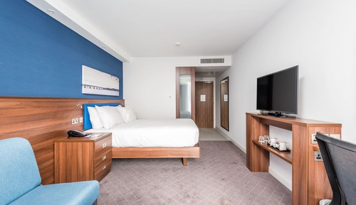 Family Room, 1 Queen Bed with Sofa bed