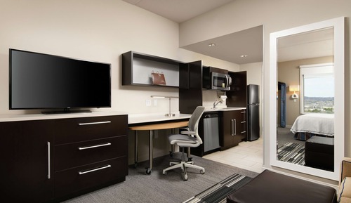 Studio, 1 King Bed, Accessible (Hearing)