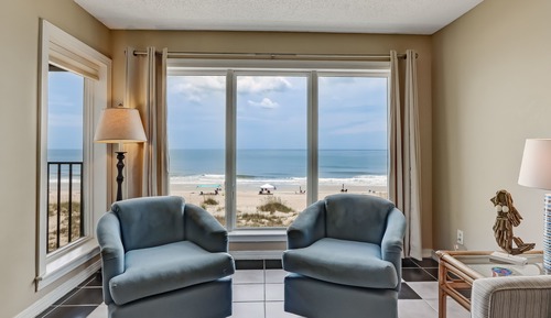 Condo, 2 Bedrooms