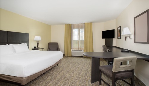 Studio Suite, 1 King Bed, Accessible (Communications, Accessible Tub)