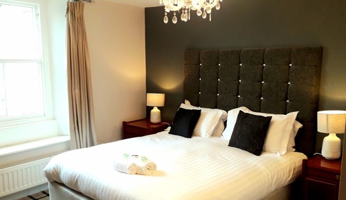 Room (The Ratcliffe)