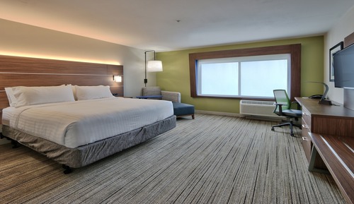 Suite, 1 King Bed, Non Smoking