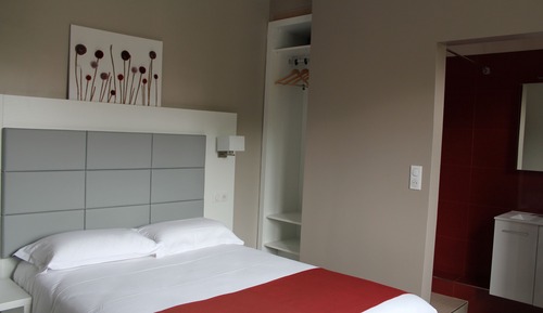Classic Single Room (Parking side, view train tracks)