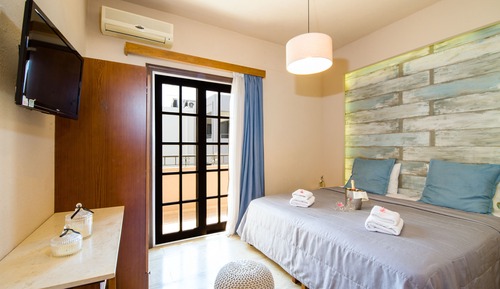 Family Apartment, 1 Bedroom, Garden View