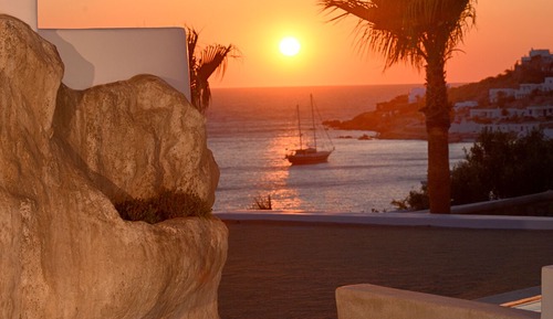 Exclusive Suite, 2 Bedrooms, Private Pool, Partial Sea View