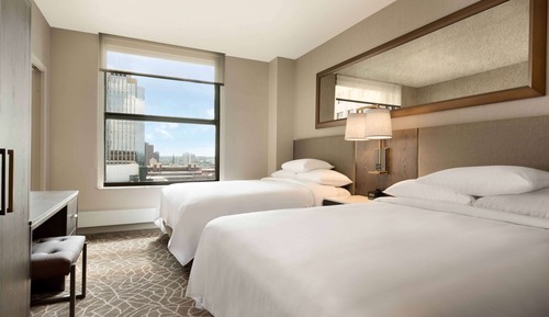 Suite, 2 Queen Beds (2 Queen Beds)
