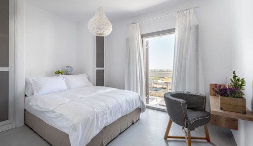 Suite, Sea View (Seven)